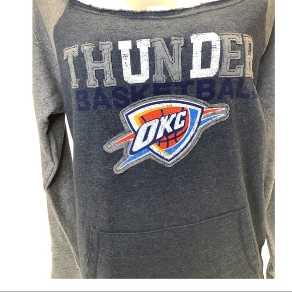 Thunder Size XL Basketball OKC Women's Off The Shoulder Sweatshirt.New With Tags - Picture 2 of 4
